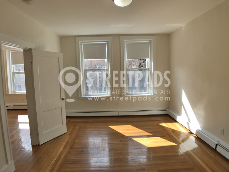 17 Fairbanks St, Griggs Park