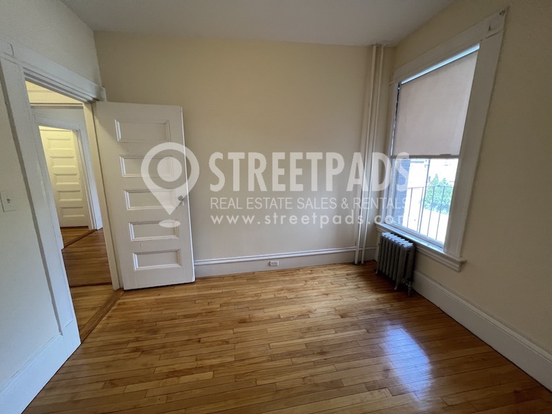 2 Ware St, Mid-Cambridge