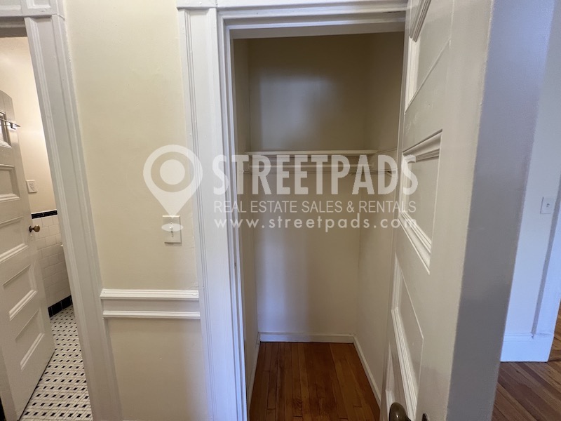 2 Ware St, Mid-Cambridge