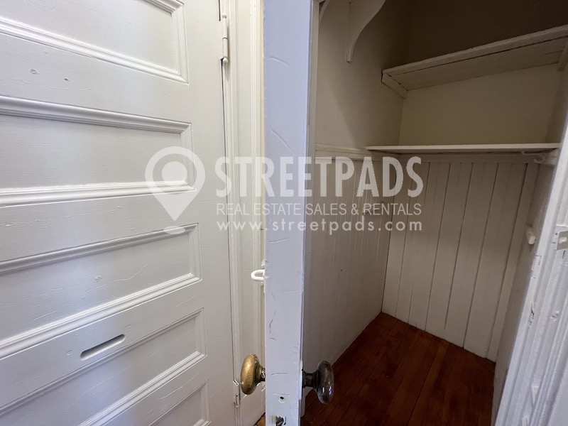 2 Ware St, Mid-Cambridge