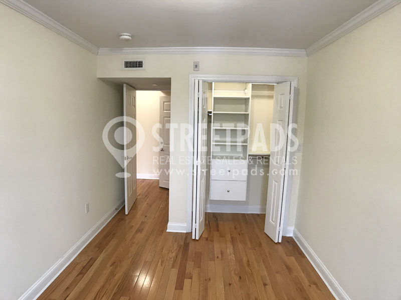 55 Langdon St, Neighborhood Nine