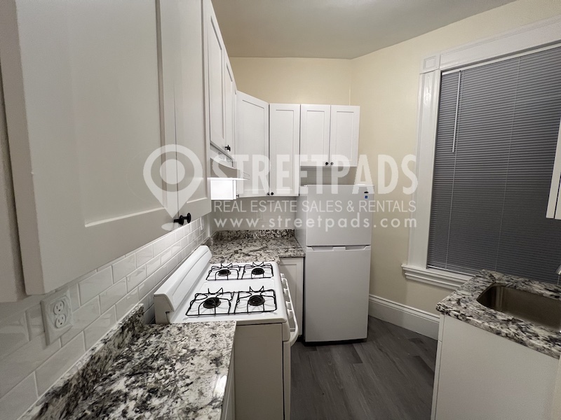 2 Ware St, Mid-Cambridge