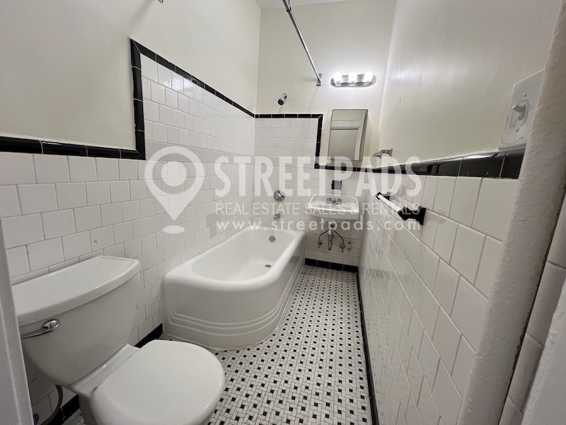 2 Ware St, Mid-Cambridge