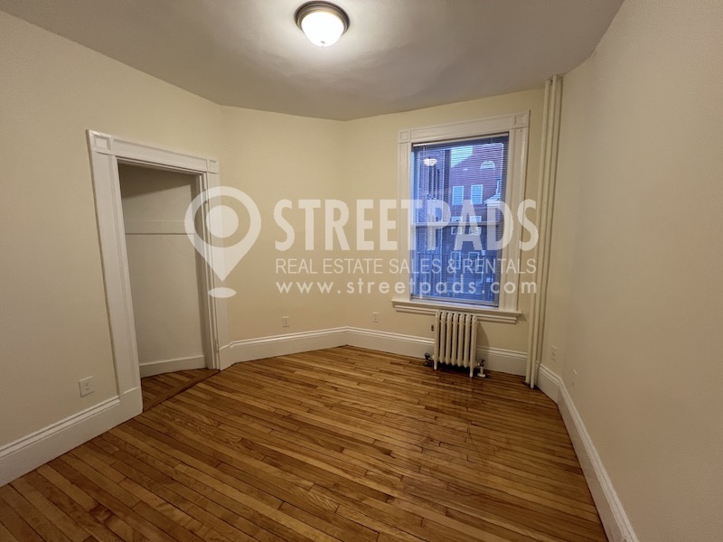 2 Ware St, Mid-Cambridge