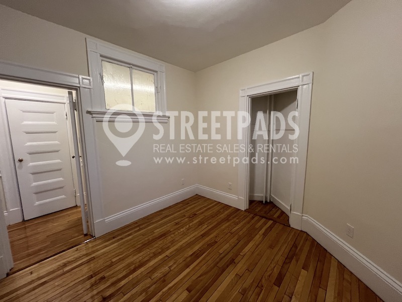 2 Ware St, Mid-Cambridge