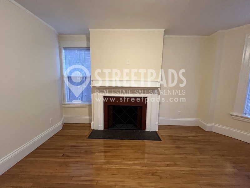 2 Ware St, Mid-Cambridge