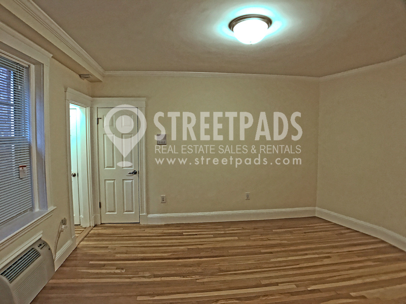 26 Chauncy St, Neighborhood Nine