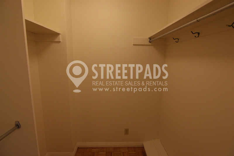 1455 Commonwealth Ave, Brighton