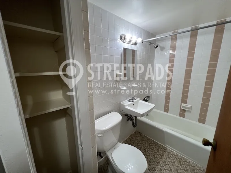 74 South Huntington Ave, Mission Hill