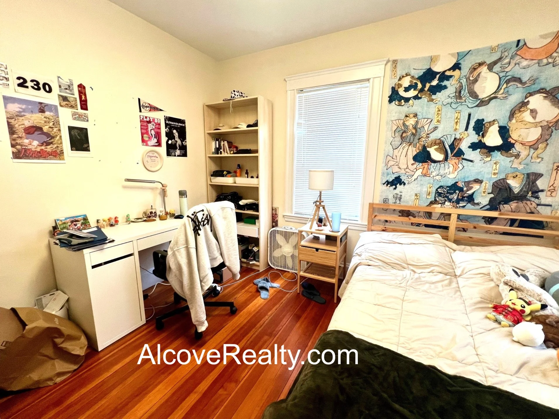 189 Powder House Boulevard, West Somerville