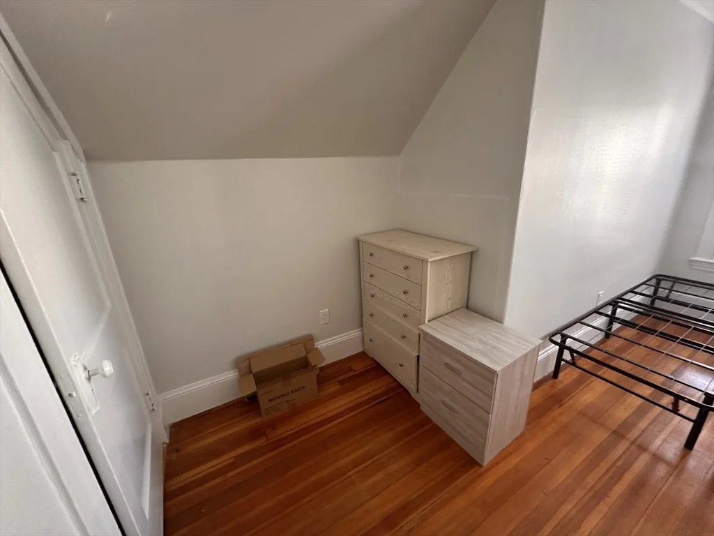 585 Main St, Watertown