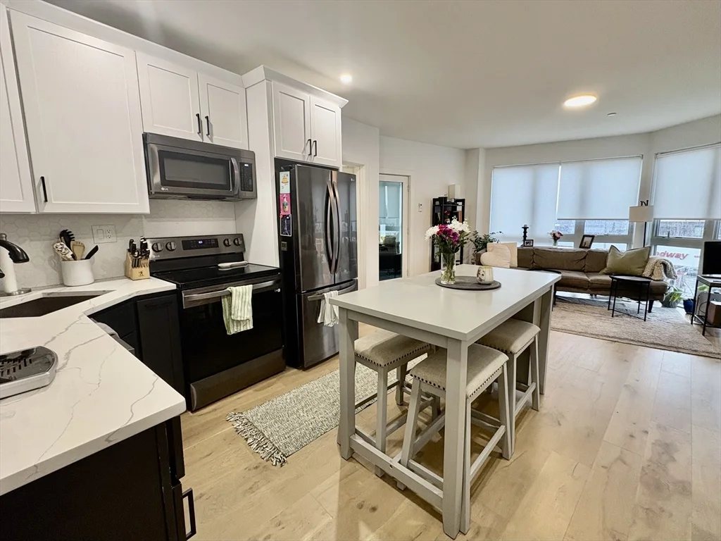 144 Old Colony Ave, South Boston