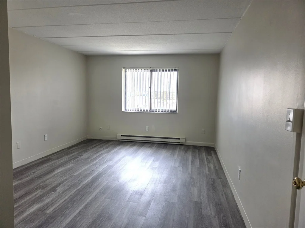 576 Washington St, Weymouth