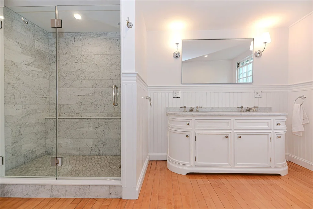 135 Bridge St, Manchester