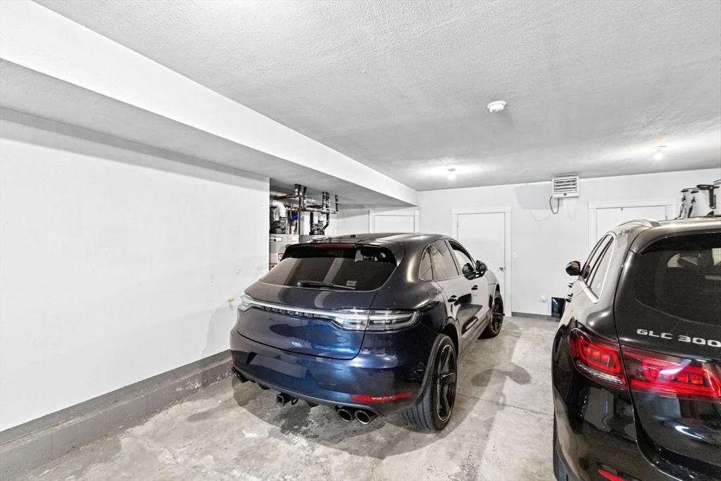 471 East 3rd St, South Boston