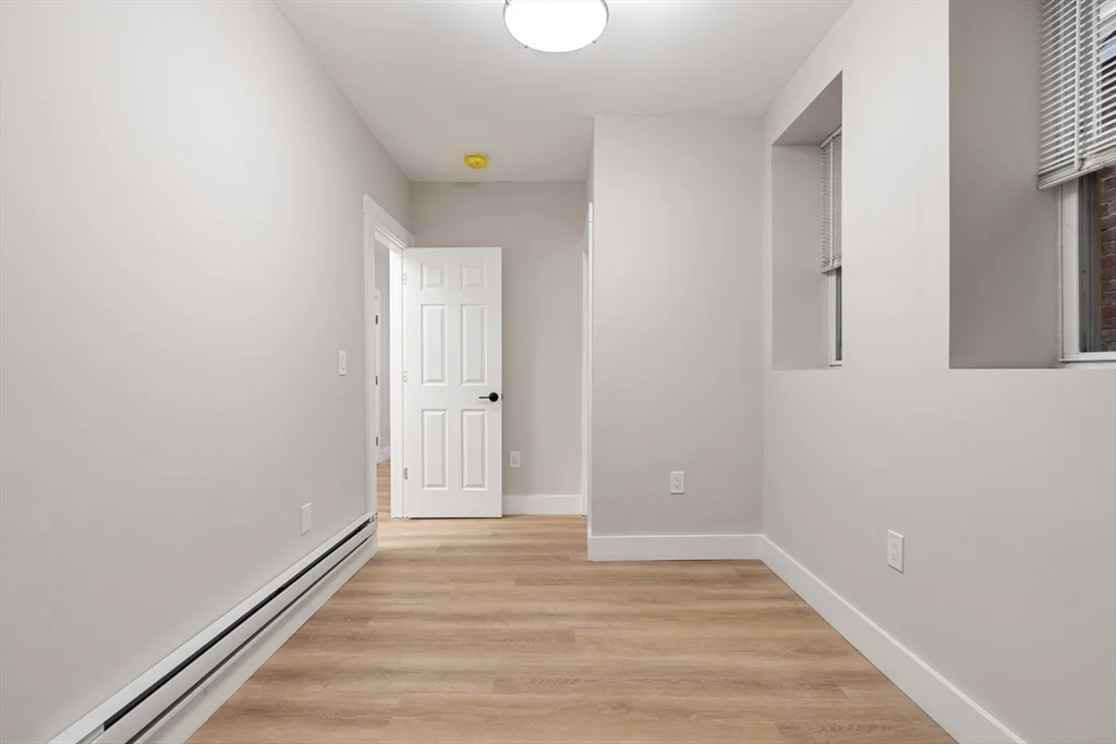 17 M St, South Boston