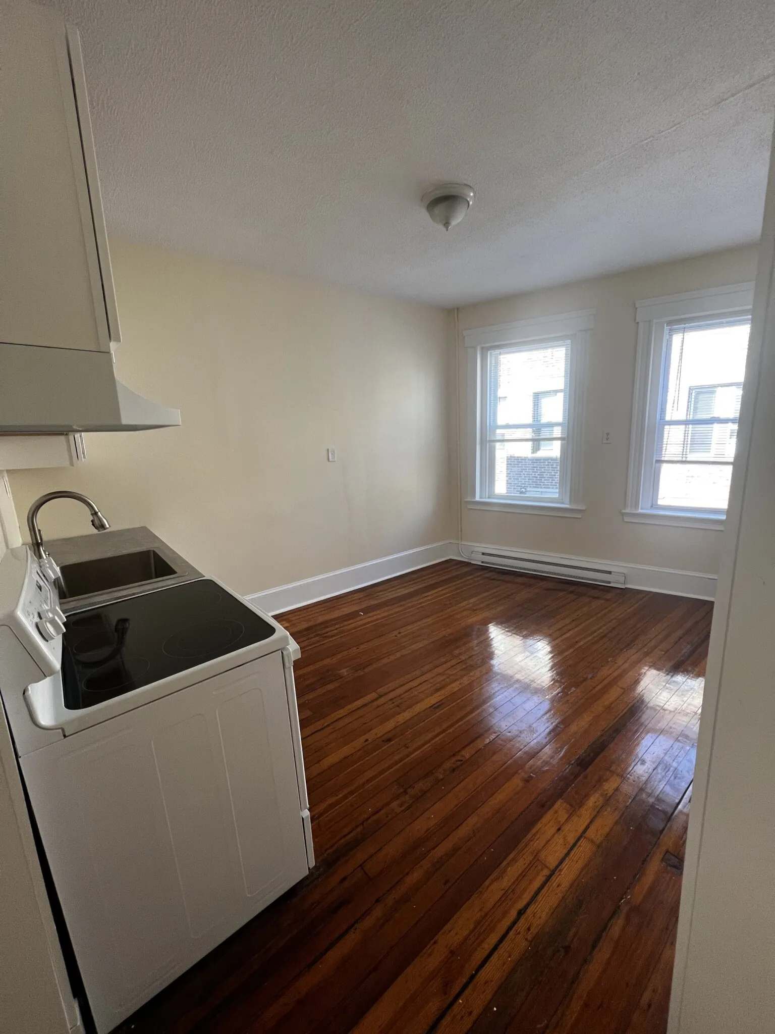 883 Huntington Ave, Mission Hill