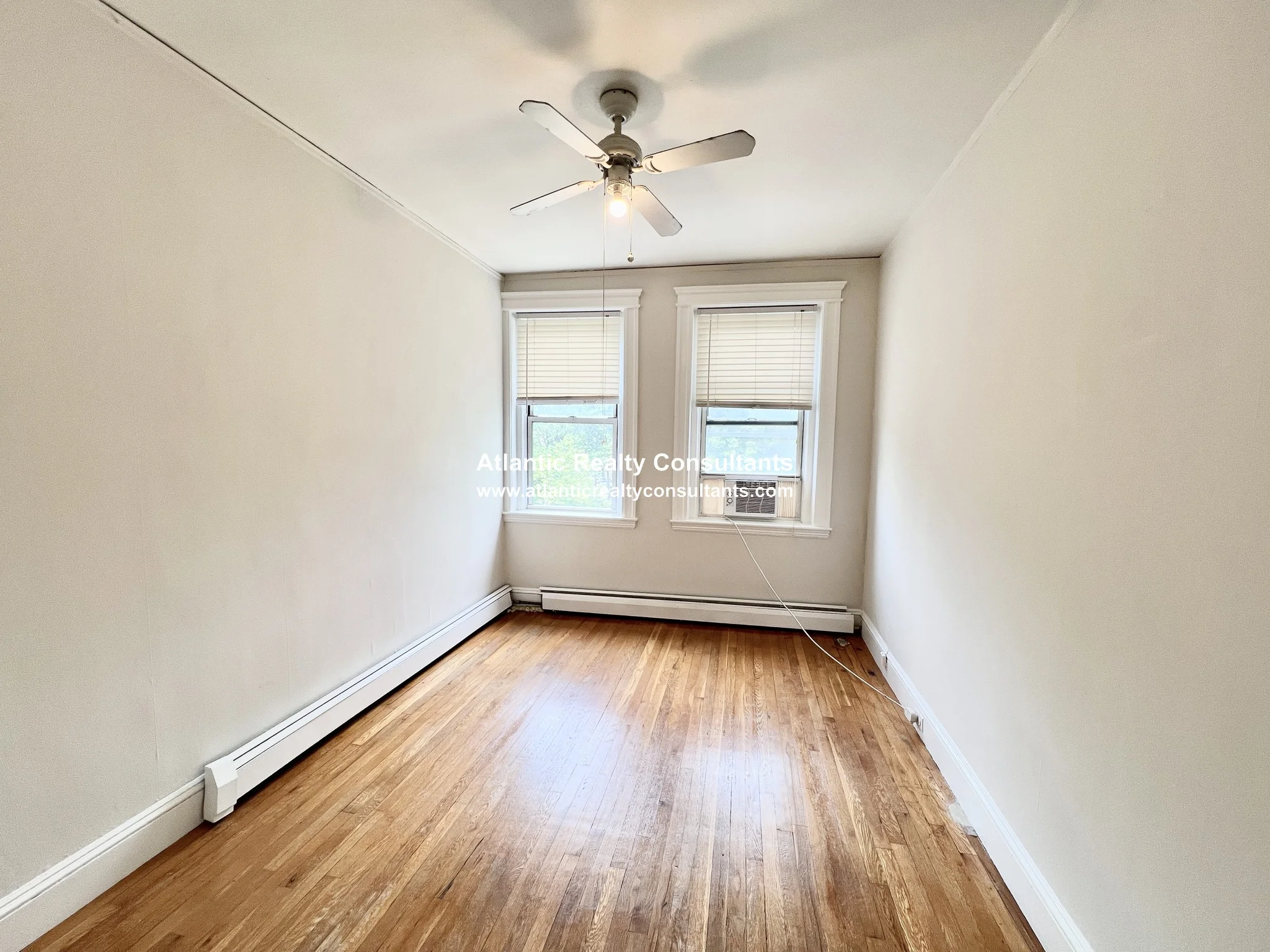 1840 Commonwealth Ave, Brighton