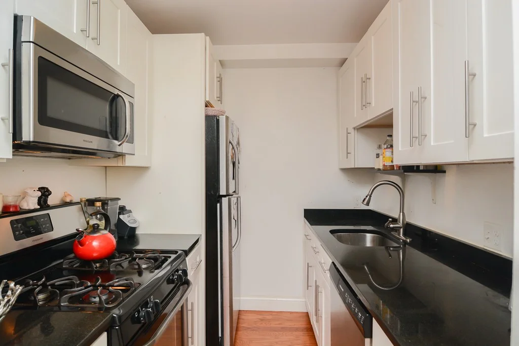 546 East 8th St, South Boston