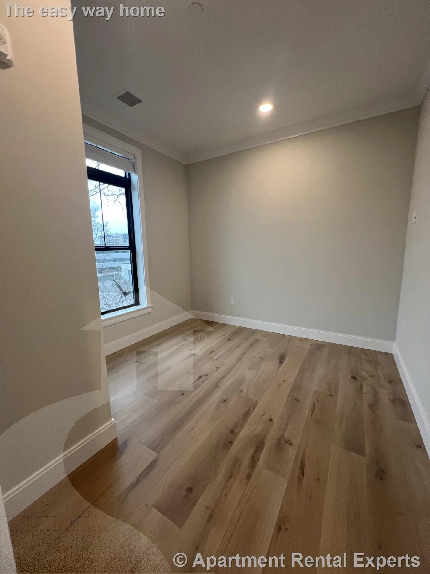 157 Everett St, Allston