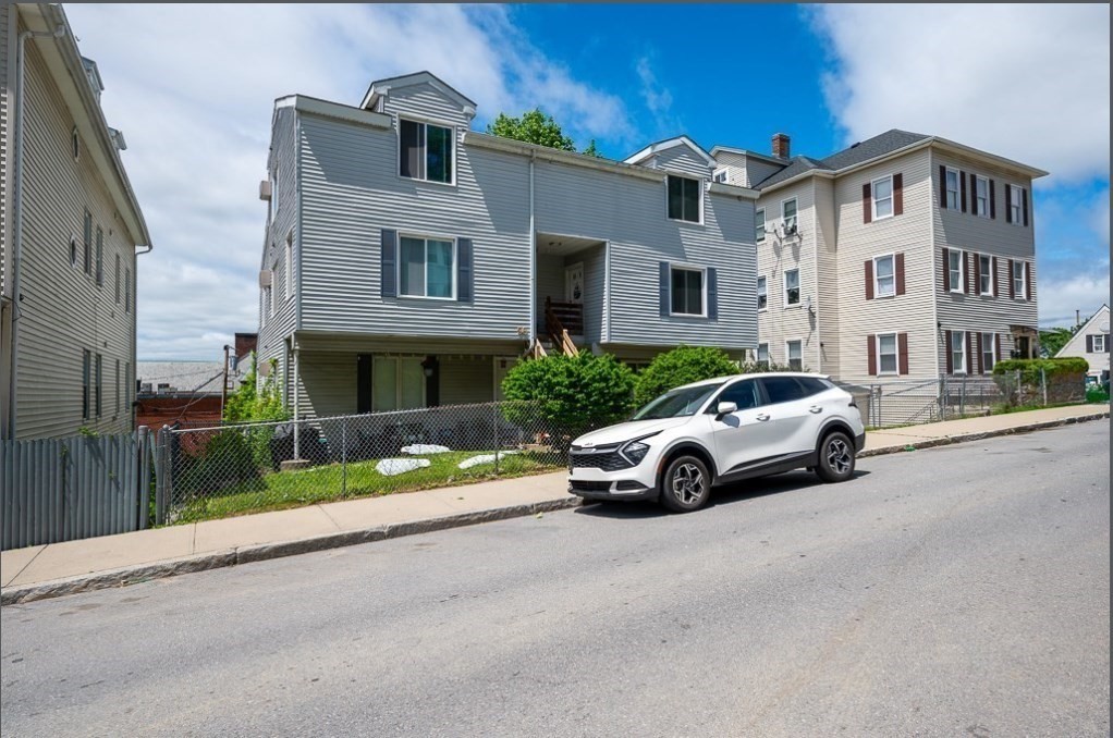 98 Eastern Ave, Worcester