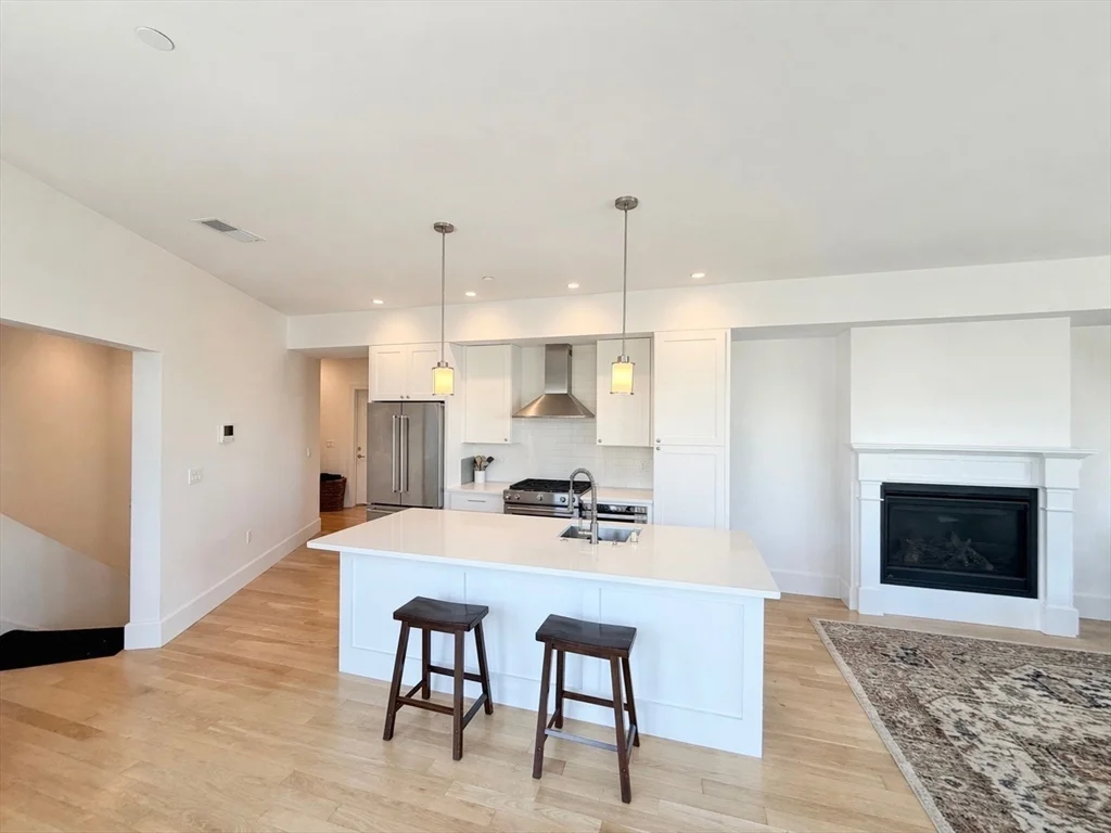 283 Old Colony Ave, South Boston