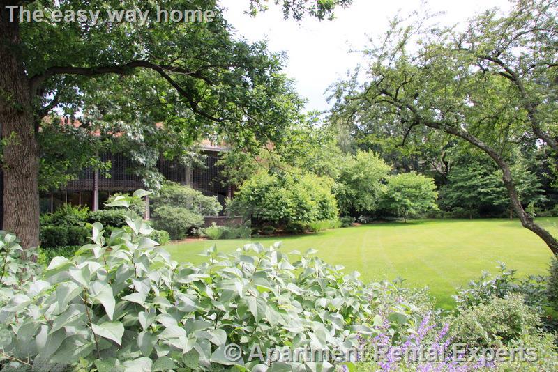 60 Brattle St, Harvard Square