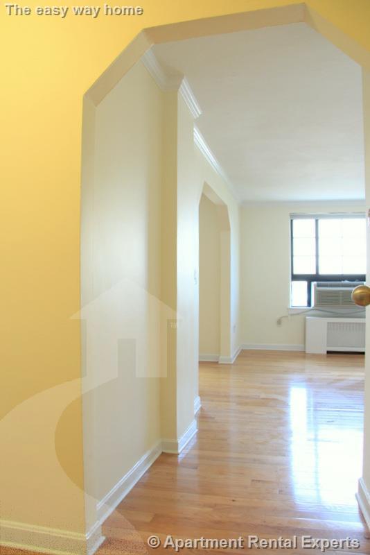 60 Brattle St, Harvard Square