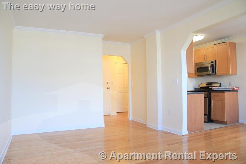 60 Brattle St, Harvard Square