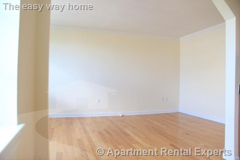 60 Brattle St, Harvard Square