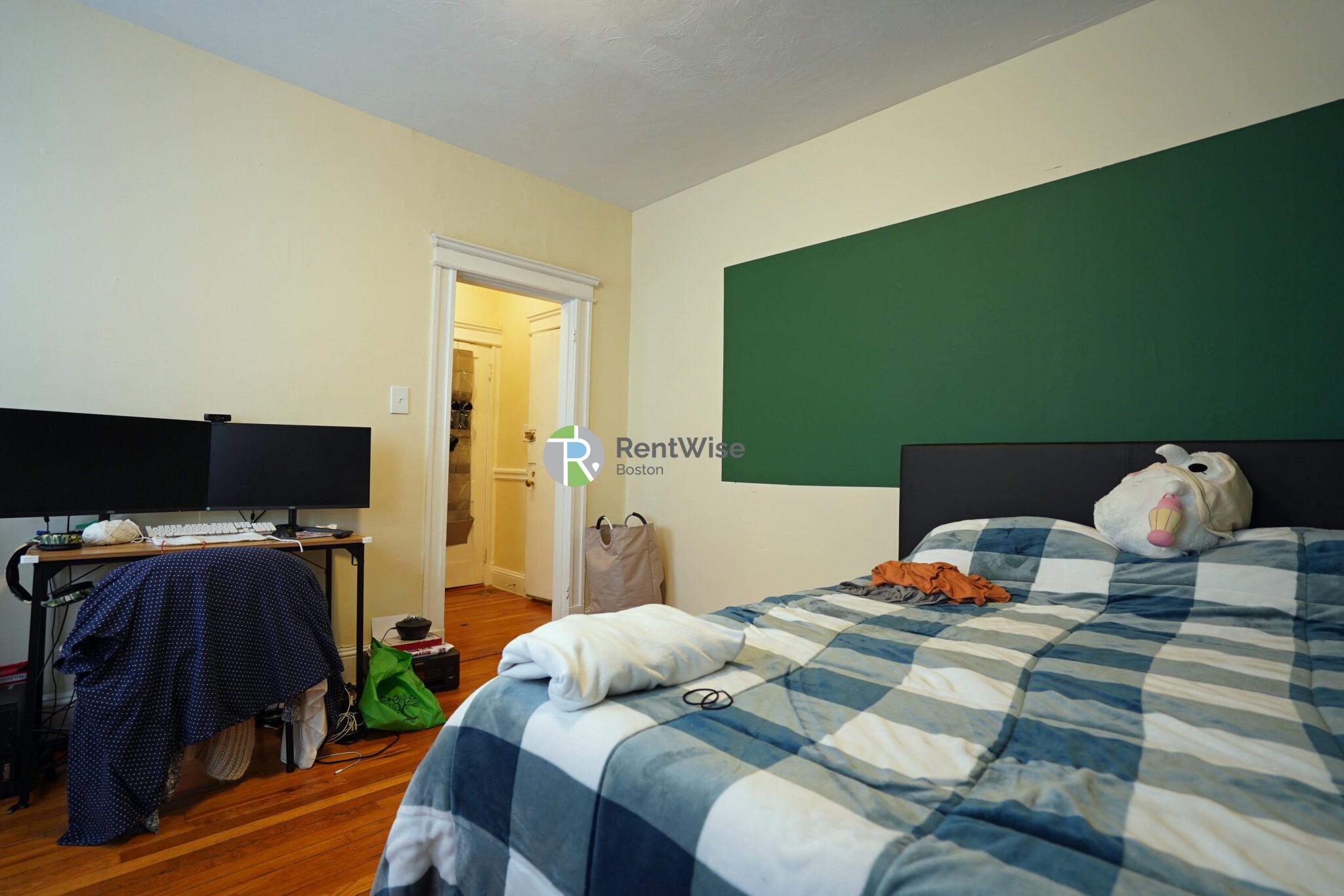 225 Kelton St, Allston