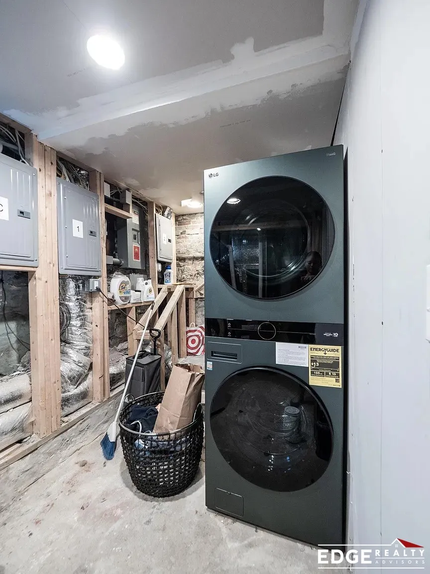 171B Lexington St, East Boston