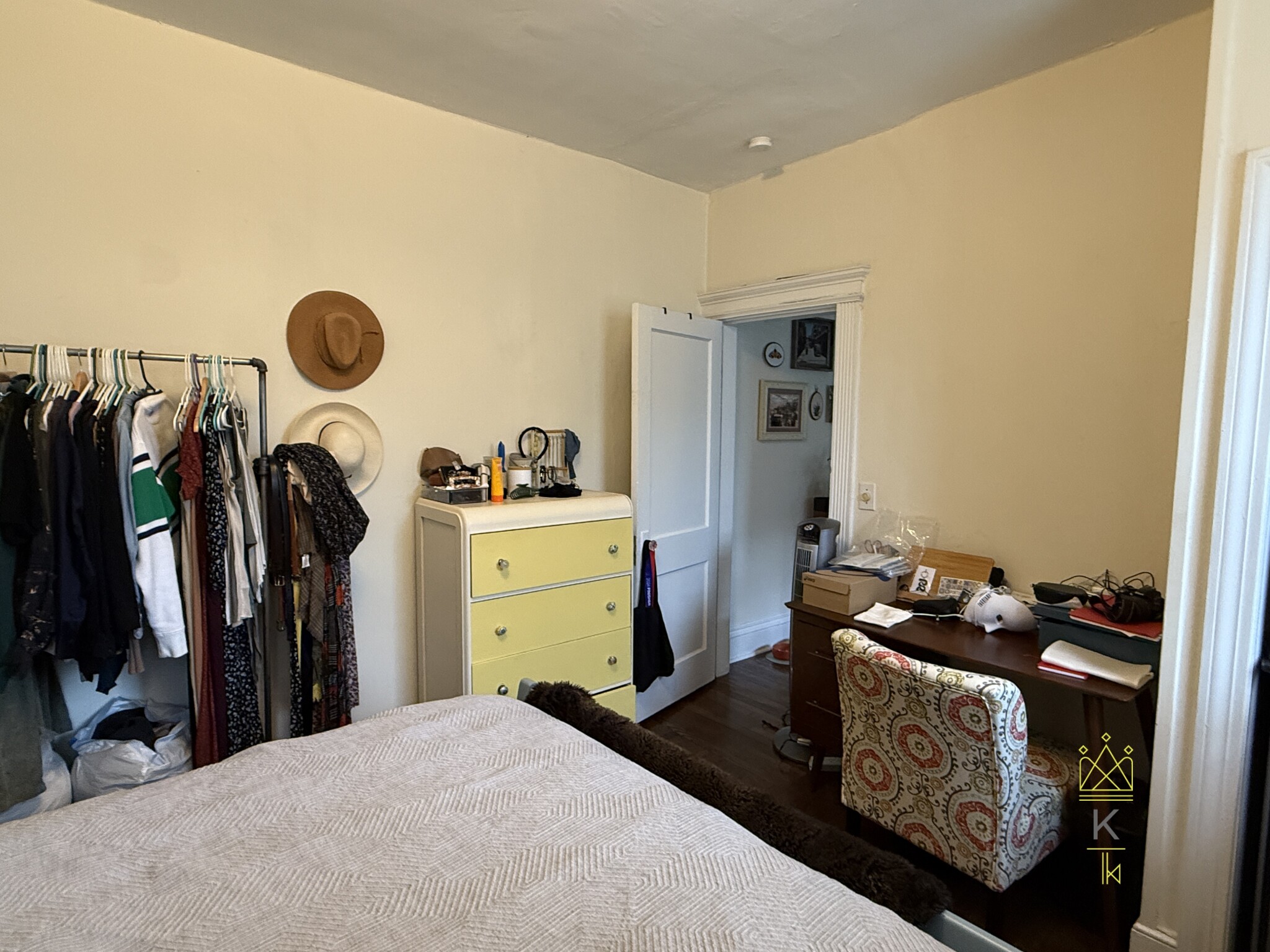 1963 Commonwealth Ave, Brighton