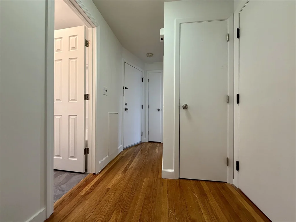 15 Park Ave, Foxboro
