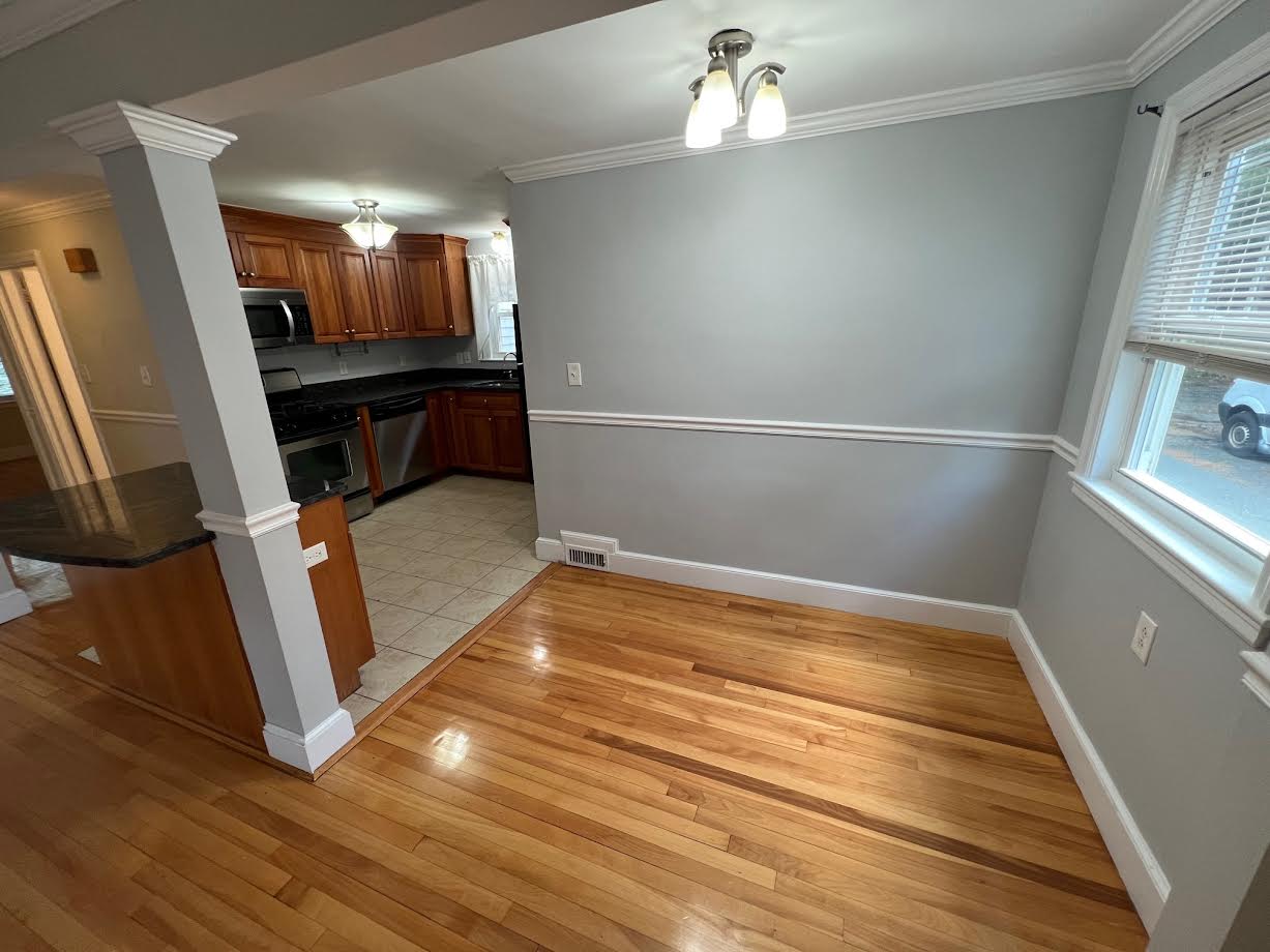 28 Glenellen Rd, West Roxbury