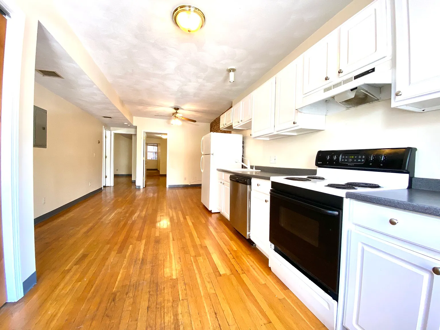 838 Huntington Ave, Mission Hill