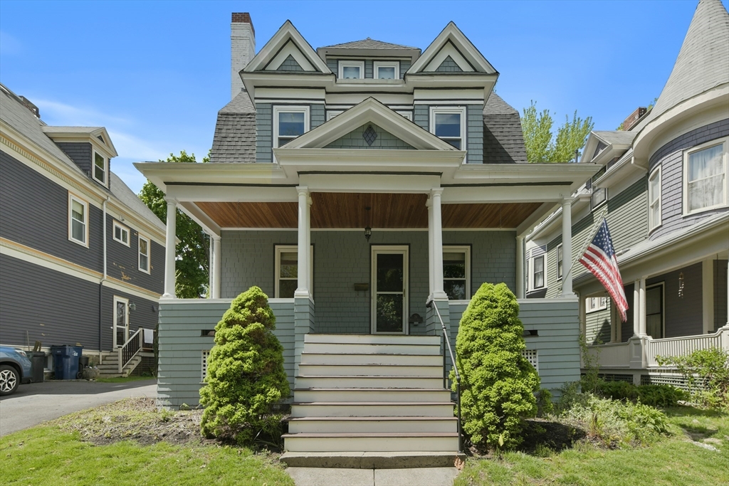 28 Meredith St, West Roxbury