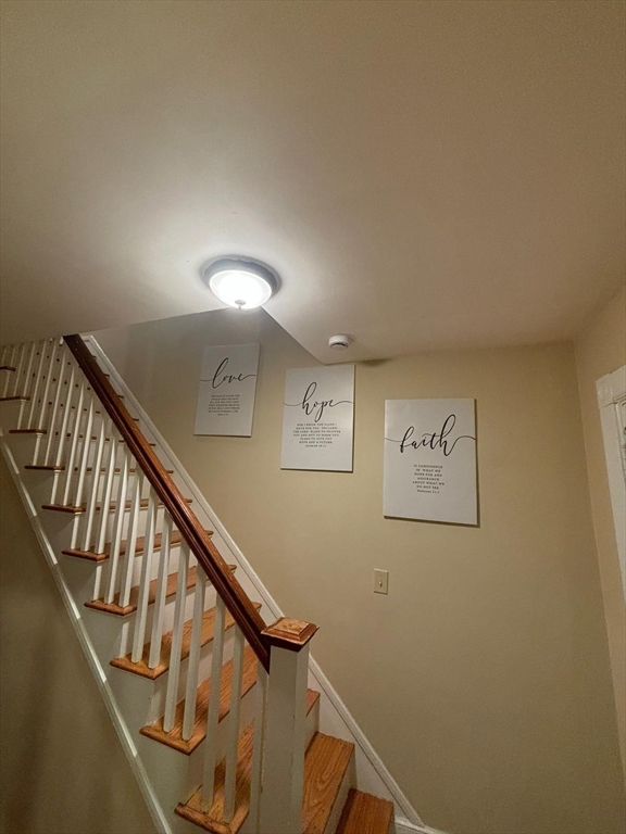 714 Truman Hwy, Hyde Park