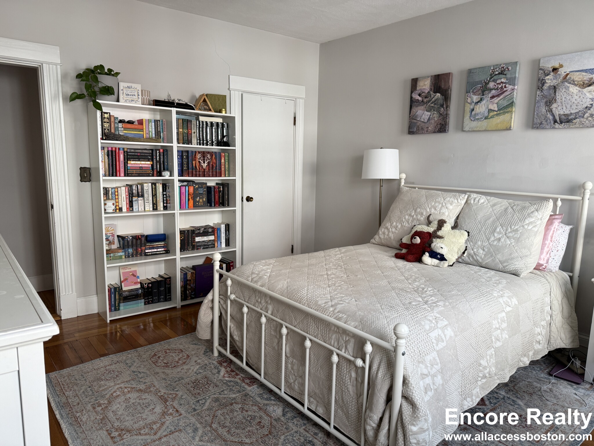 33 Stearns Rd, Coolidge Corner