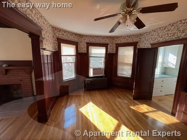 76 Powderhouse Blvd, Davis Square