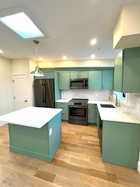 552 East 5th, South Boston