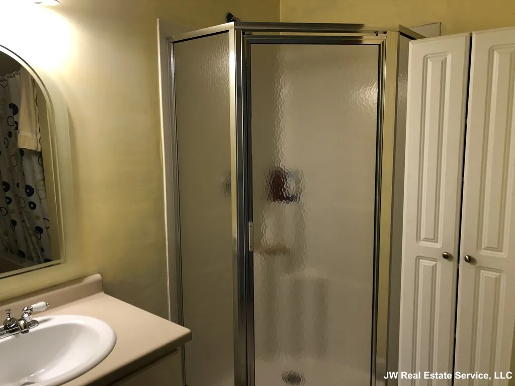 111 Oxford St, Revere