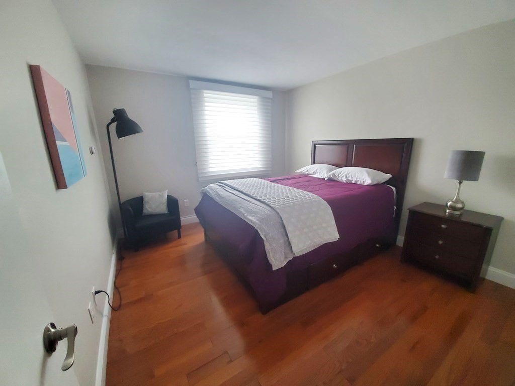 27 Bowdoin St, Beacon Hill