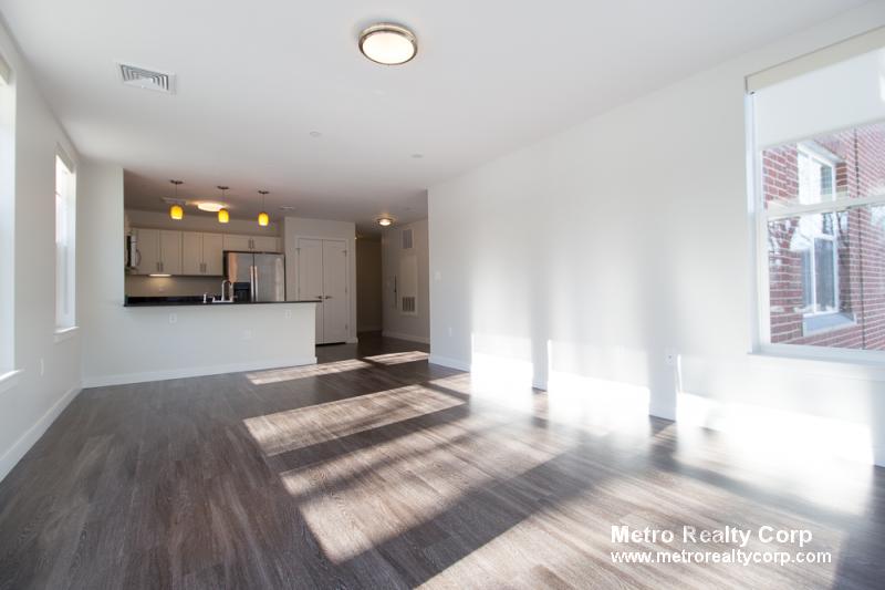 1 Whittemore Ave, North Cambridge