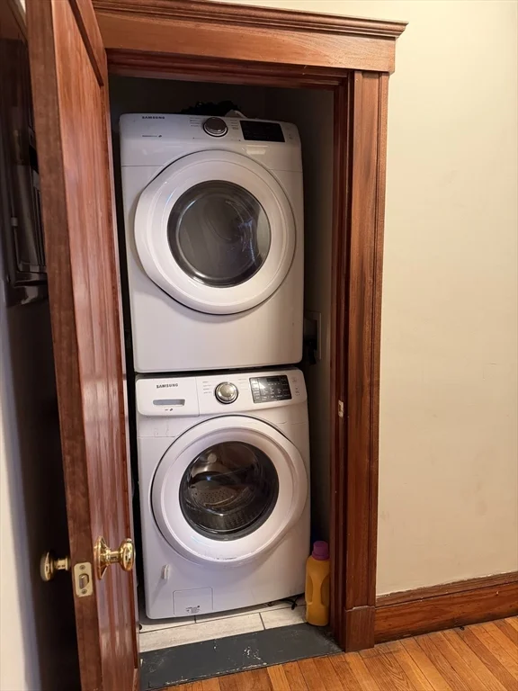 68 Thomas Park, South Boston