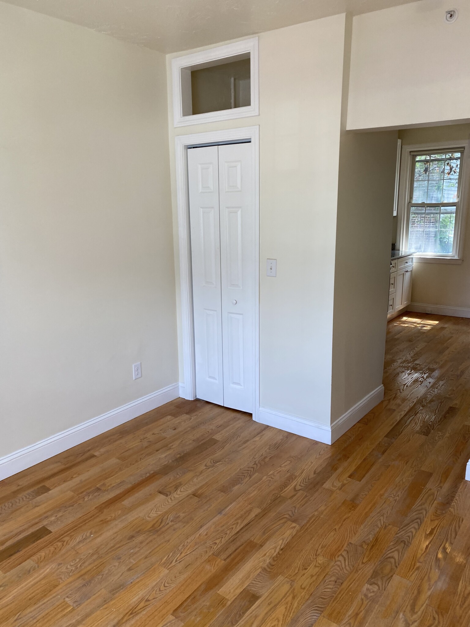 83 Bolton St, South Boston