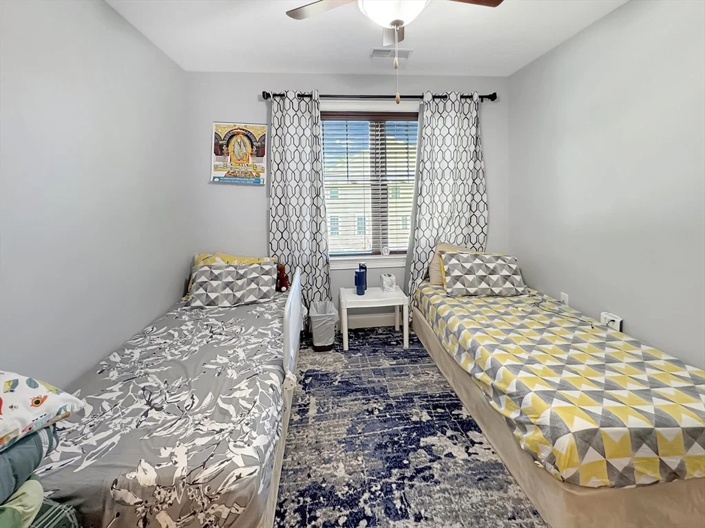 17 Garvey Rd, Woburn