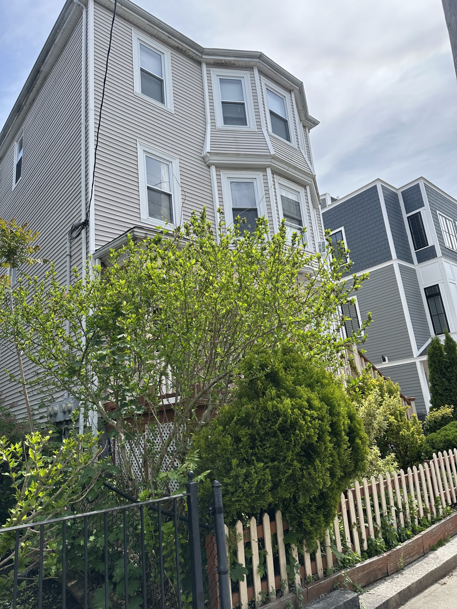 194 Boylston St, Jamaica Plain