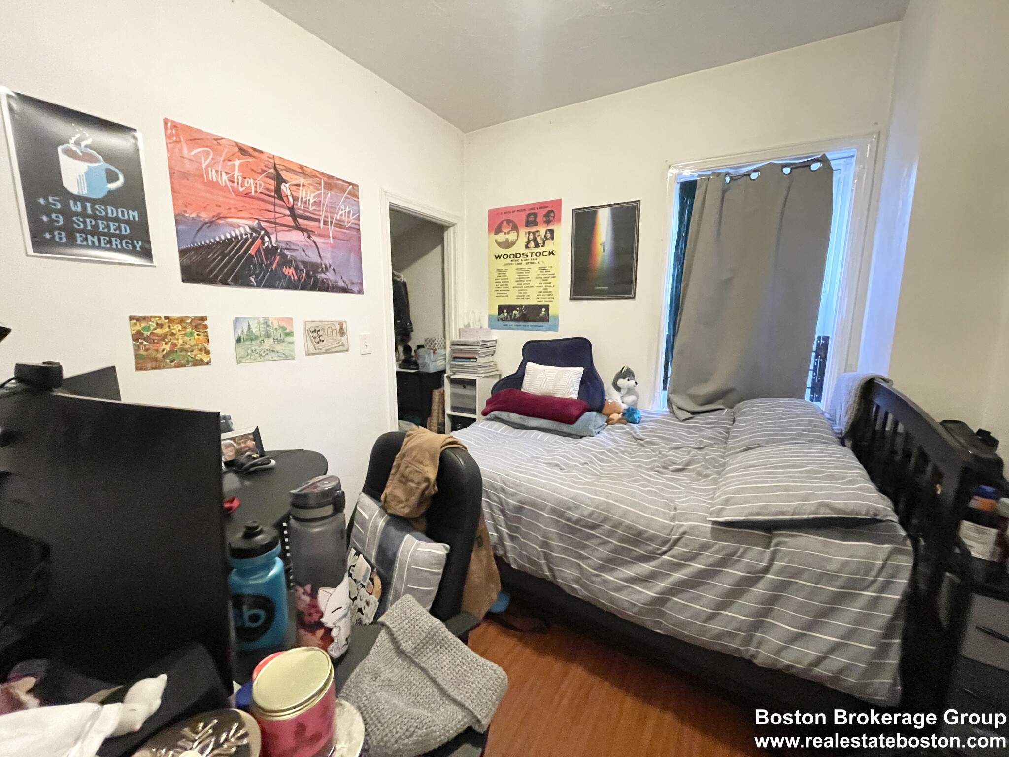 4 bed, 1.5 bath apartment for rent at 93 Hillside St Unit 1, Mission Hill — photo 1 of 3