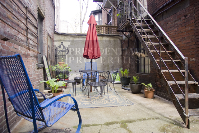 2 bed, 2 bath apartment for rent at 39 Joy St Unit 39, Beacon Hill — photo 12 of 16